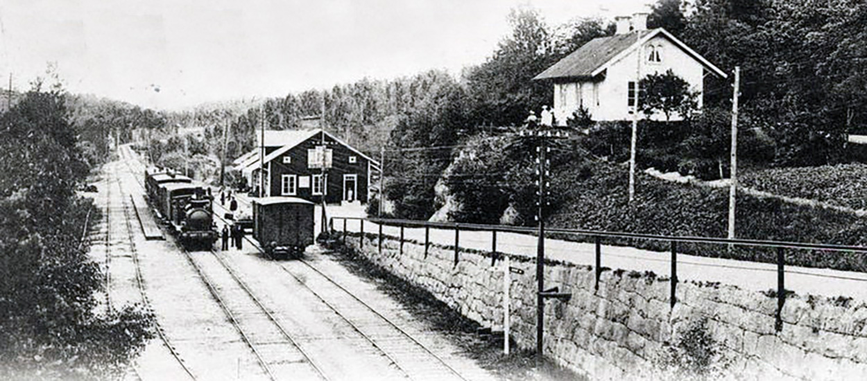 webb Mölnbo station 1899 utan text.jpg