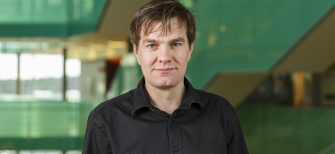 Porträttbild Elof Hansjons