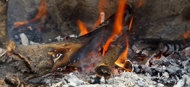 Bild på en eld till information om hävt eldningsförbud