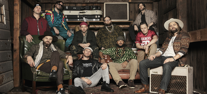 Hoffmaestro uppträder i Stadsparken under Valborg 2019