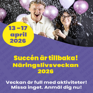 Bild på konferenciererna Lucas Lindström och Maria Lindeberg med viktig info som "Succén är tillbaka! Veckan är full med aktiviteter. Missa inget! Anmäl dig idag!"