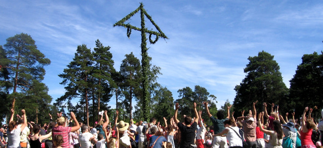 Midsommarstång på midsommar