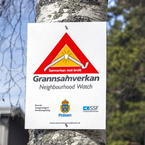 Skylt om grannsamverkan