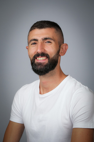 Bild på George Behnan
